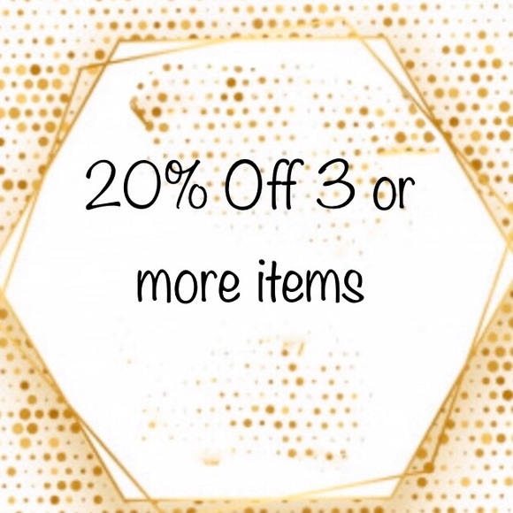 ✨✨ Gold Antler Deer Head Necklaces✨✨ - Picture 6 of 7